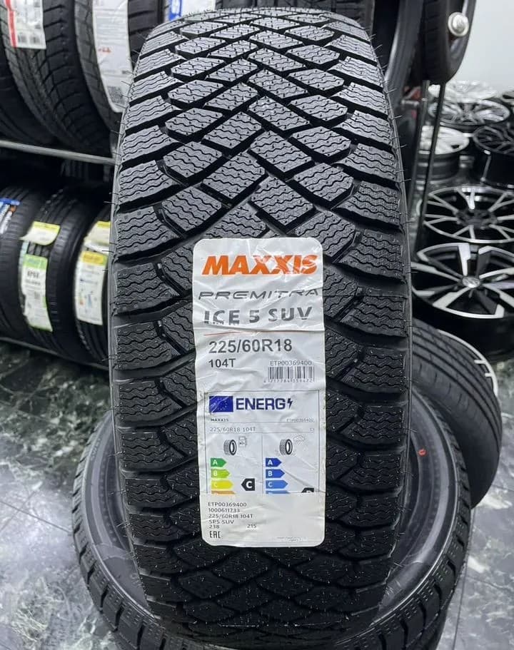 Maxxis Premitra Ice 5 SP5 SUV 225/60 R18 104T