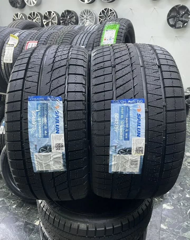 Sailun Ice Blazer Arctic Evo 275/40 R20 и 315/35 R20 106V